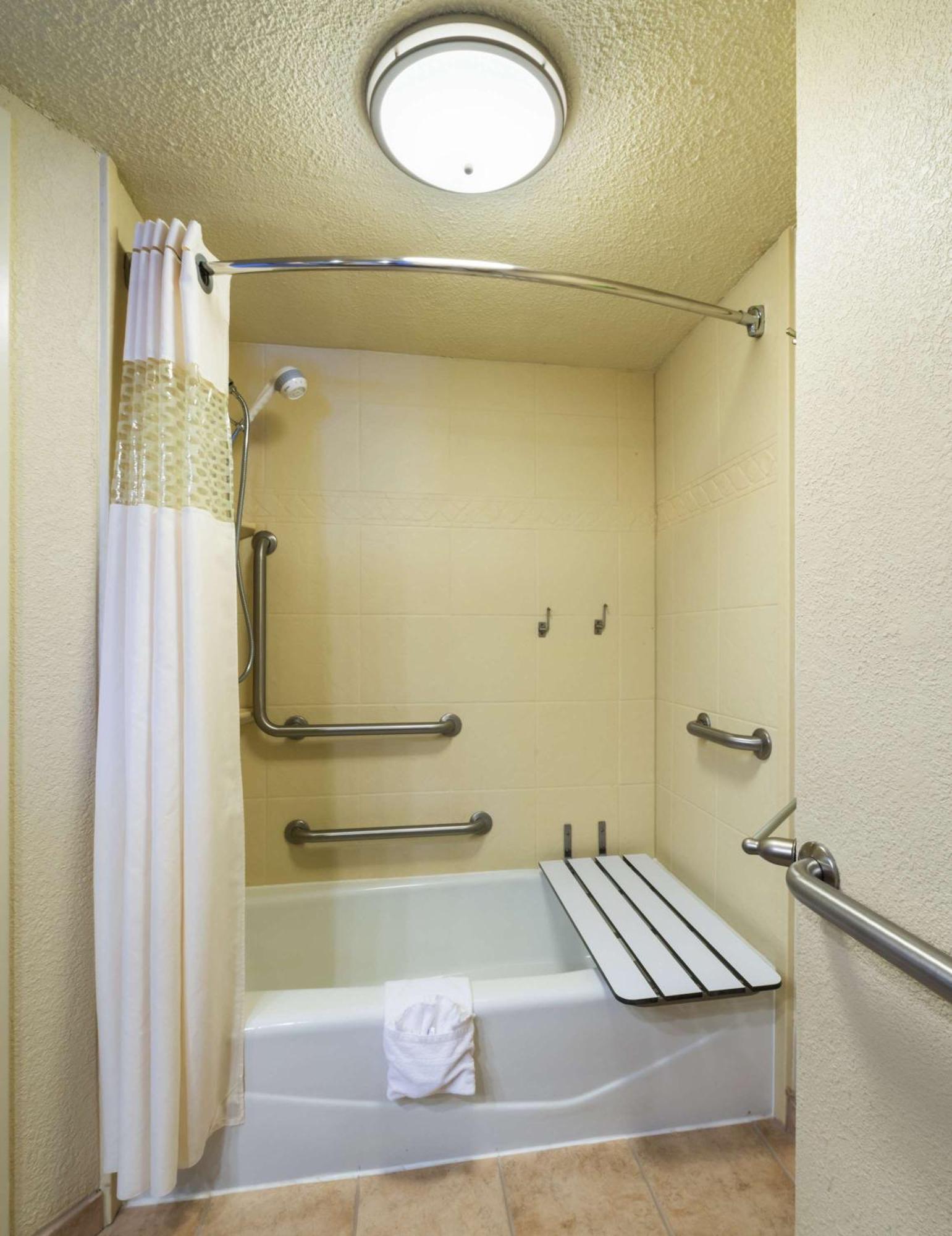 Hampton Inn I-10 & College Drive Baton Rouge Exterior foto